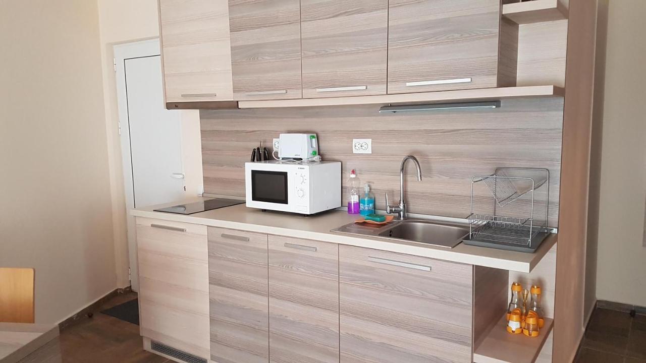 Къщата С Чешмата Apartman Veliko Tarnovo Kültér fotó