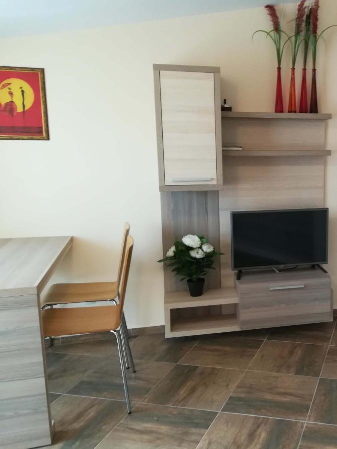 Къщата С Чешмата Apartman Veliko Tarnovo Kültér fotó